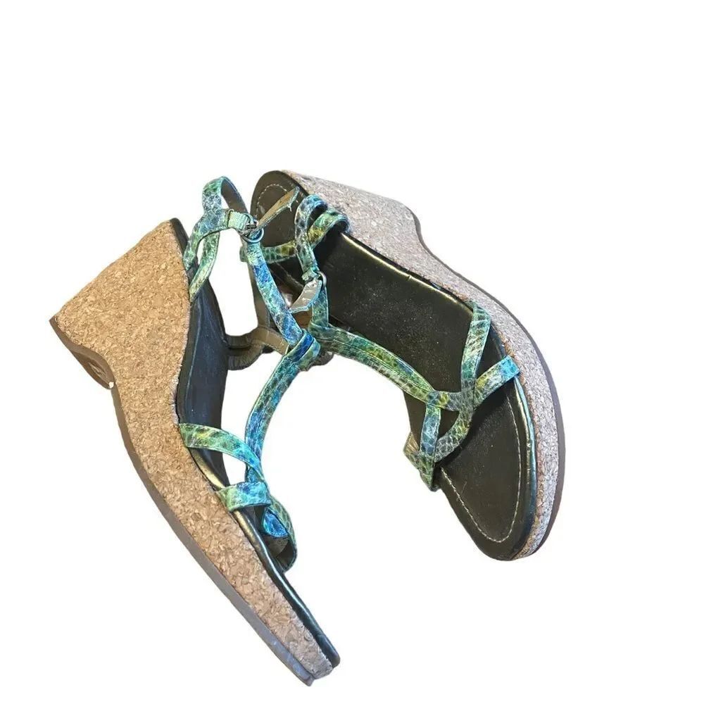 COPY - Mods green/blue wedges sandals newโsizeโ8.5